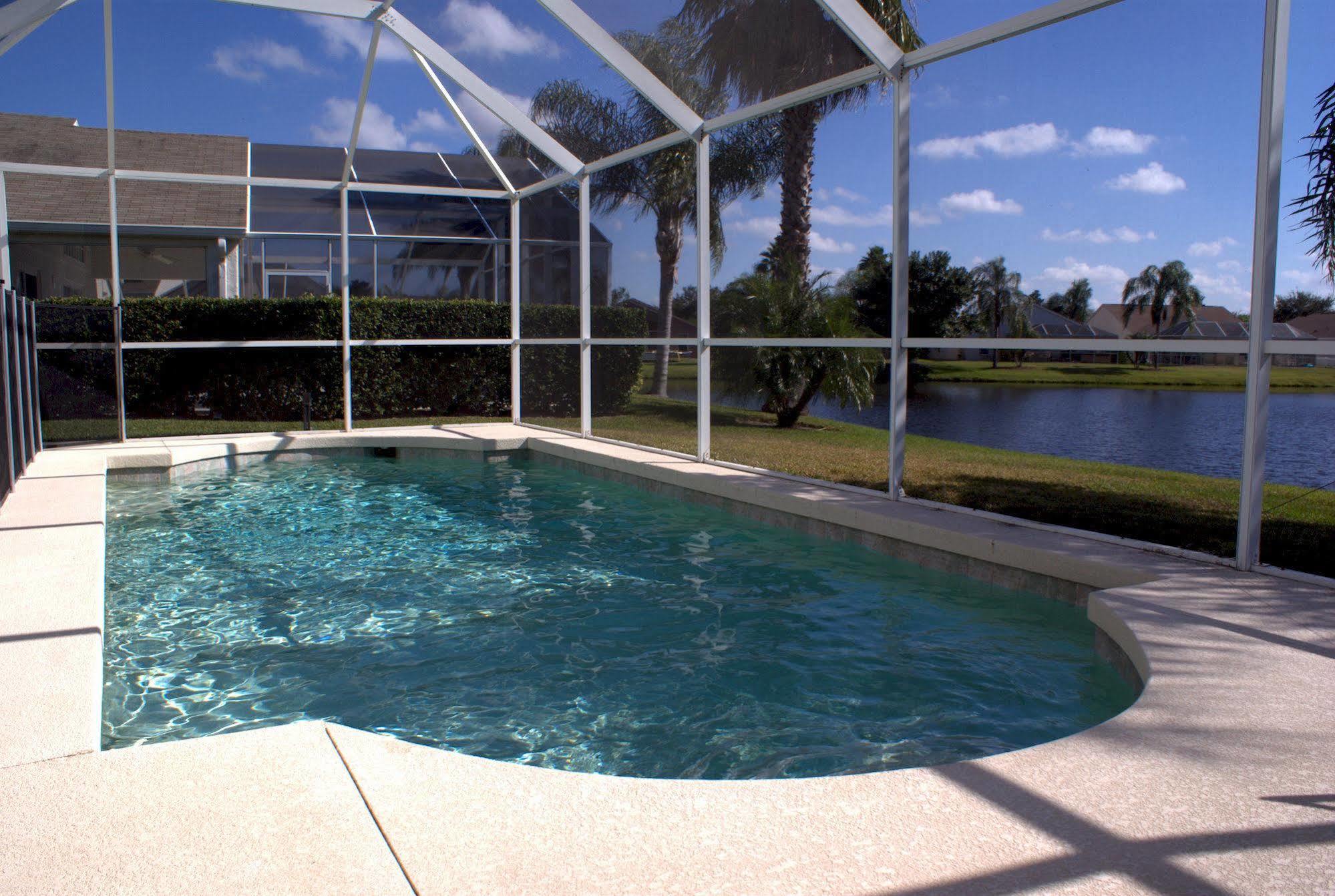 Luxury Vacation Homes Ft. Myers/Cape Coral Area Cypress Lake Buitenkant foto