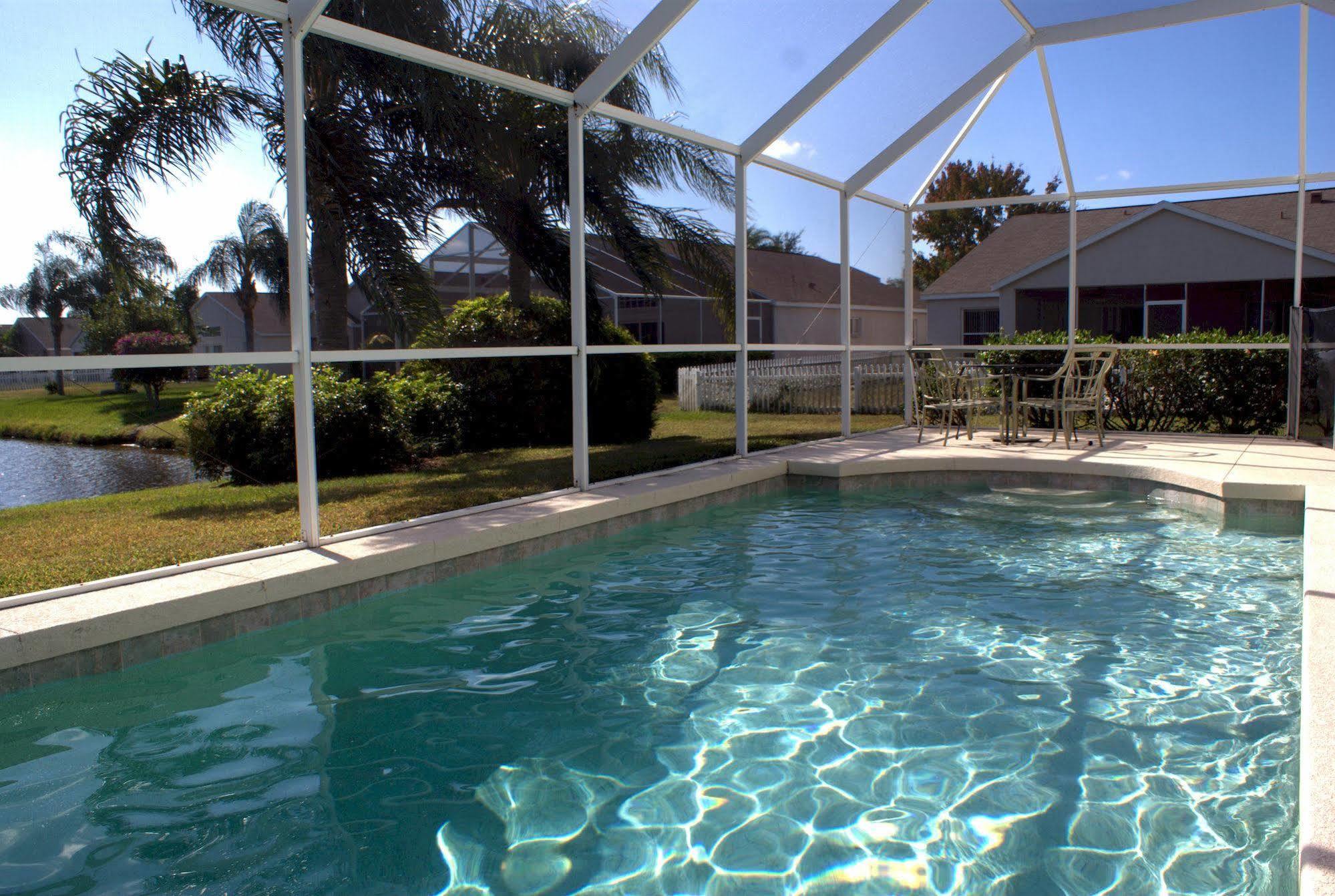 Luxury Vacation Homes Ft. Myers/Cape Coral Area Cypress Lake Buitenkant foto